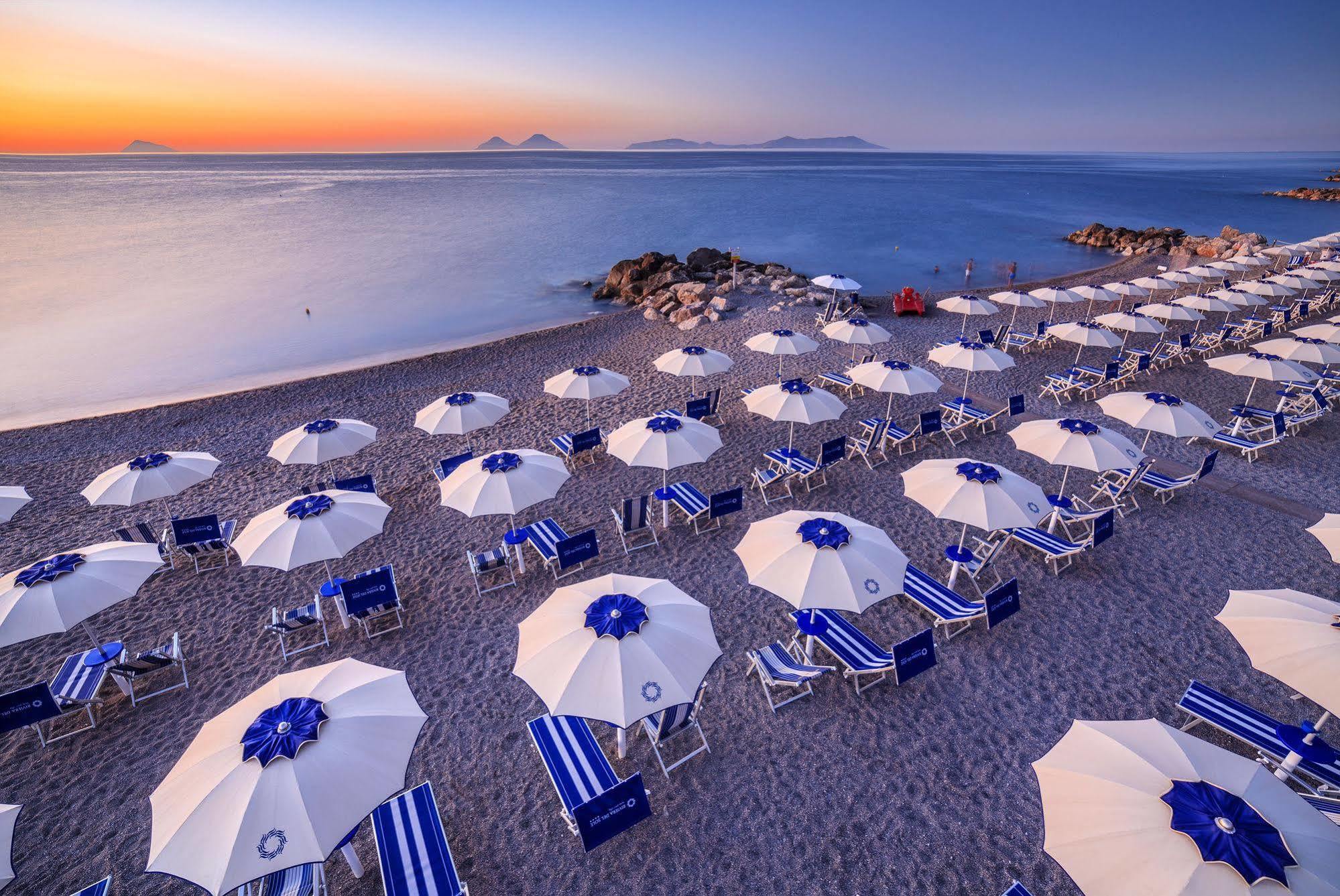 Riviera Del Sole Hotel Resort Spa Piraino Eksteriør bilde